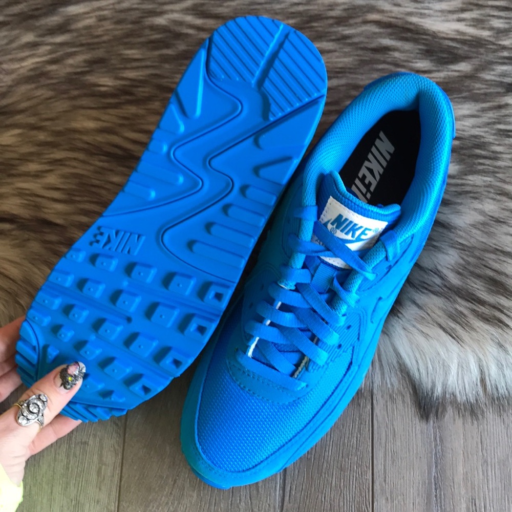 NWT🦋Nike ID Air Max Triple Blue Custom - Picture 7 of 8